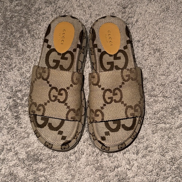 Excellent condition Gucci GG platform sandals. - Picture 4 of 6